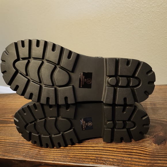 NWT Black Combat Boots - Picture 6 of 8